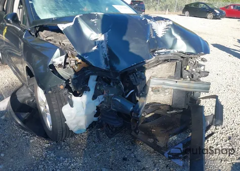 2015 Ford Fusion S z USA, uszkodzony, nr VIN 1FA6P0G75F5116563